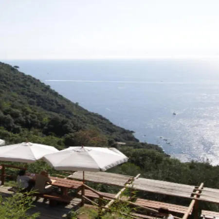 Alloggio per agriturismo Agririfugio Molini Camogli