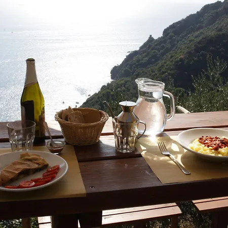 Alloggio per agriturismo Agririfugio Molini Camogli