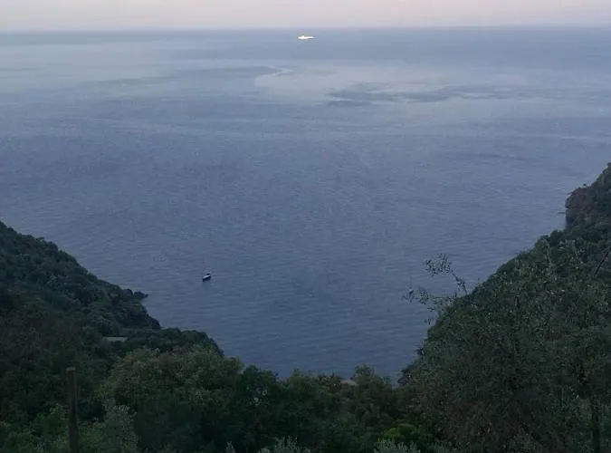 Lantgård Agririfugio Molini Camogli